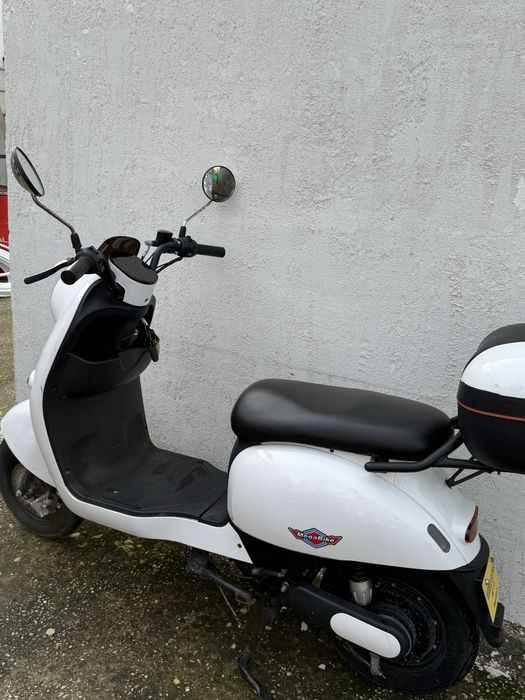 Mota Eletrica Branca