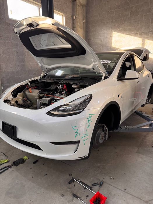 Tesla Service Ремонт Діагностика Батарея model s x 3 y plaid