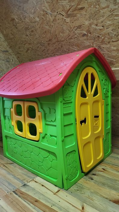 Продам дитячий будиночок