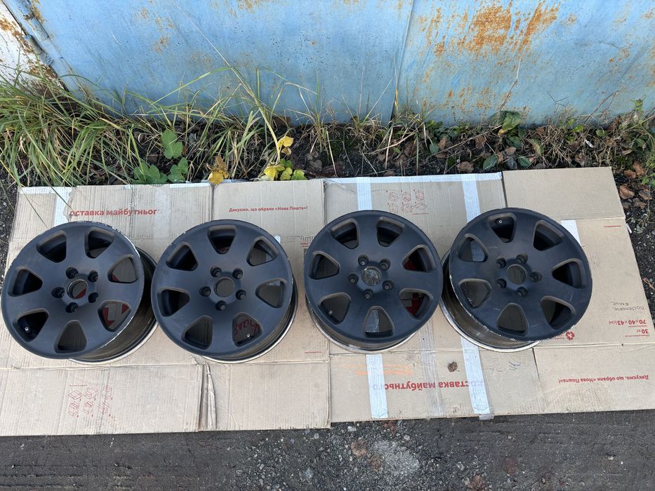 Продам диски Audi r15 5 112 7jj et 30