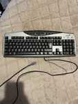 Teclado Antigo.