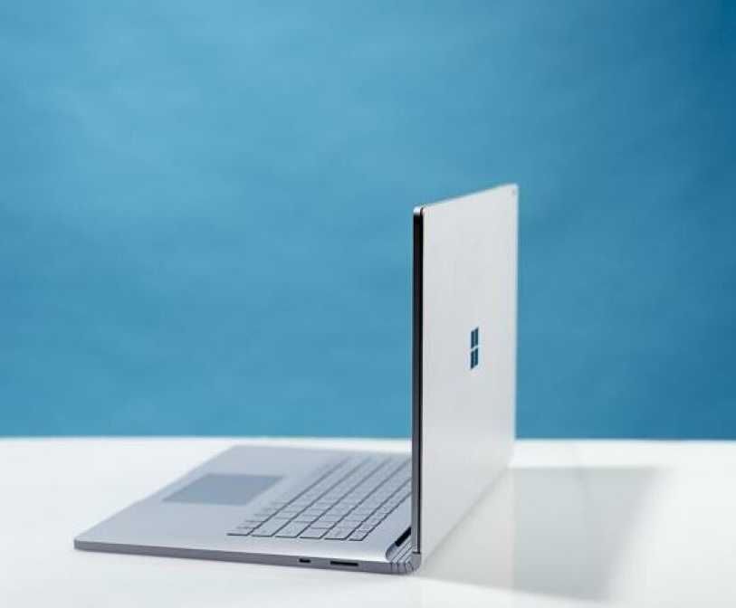 Microsoft Surface Book 2 15 i7,16GB,256,NVIDIA GTX1060 Ноутбук Планшет