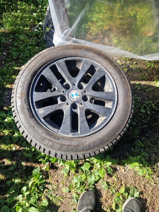 Kola z oponami felgi r16 bmw e90 zimowe opony  5x120