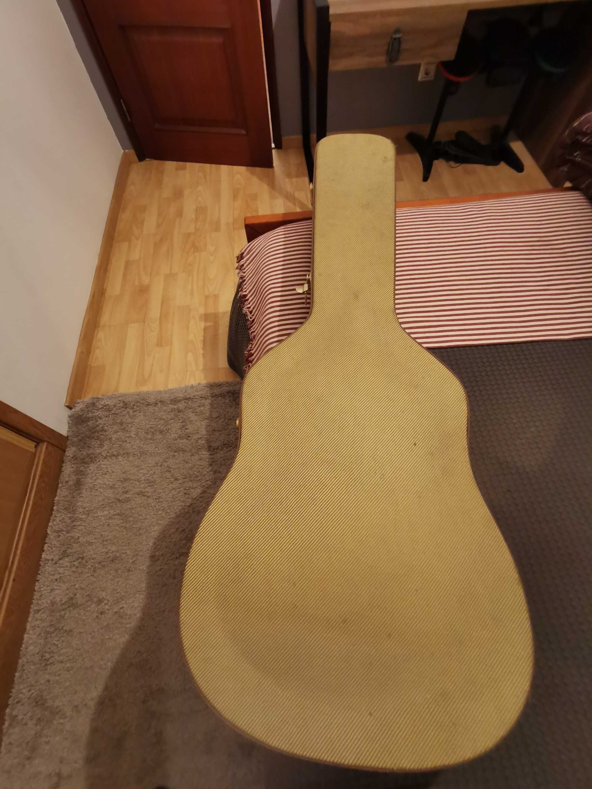 Guitarra acústica fender