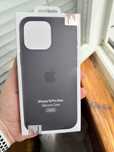 Оригінал! Чохол чехол iPhone 16 Pro Max Silicone Case Black MYYT3FE/A