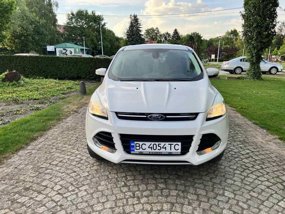 Продам Форд Ескейп 2013