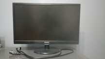 Monitor philips 223V5L