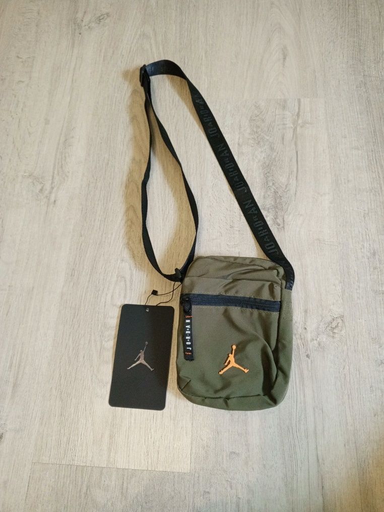 Сумка Air Jordan Airborne Festival Bag Olive DV5363-222 MISC
