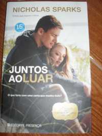 Livro Juntos ao Luar de Nicholas Sparks