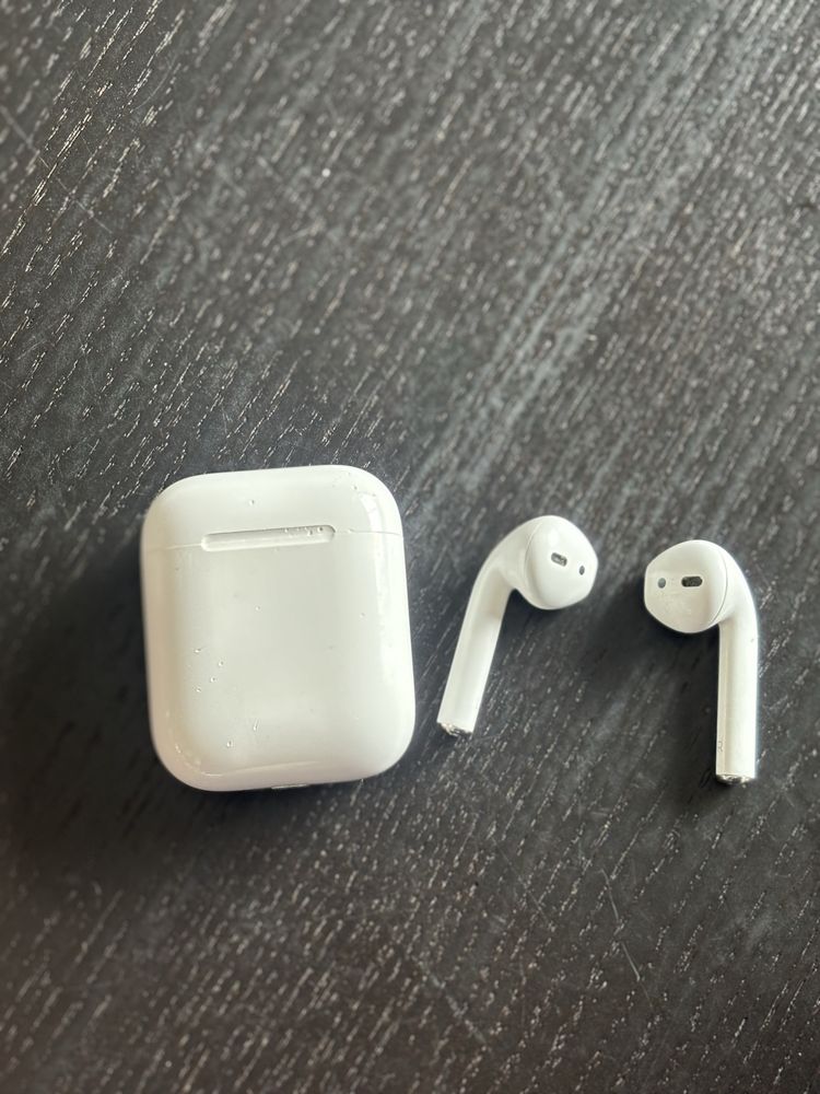 Vendo AirPods Apple (2a geração)