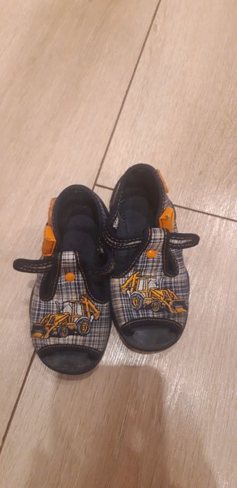 Buty chłopięce Befado rozmiar 20