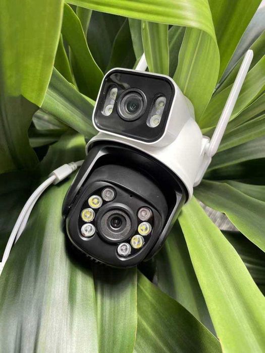 Дві вуличні 6Мп камери WiFi в одній, поворотна і ширококутна