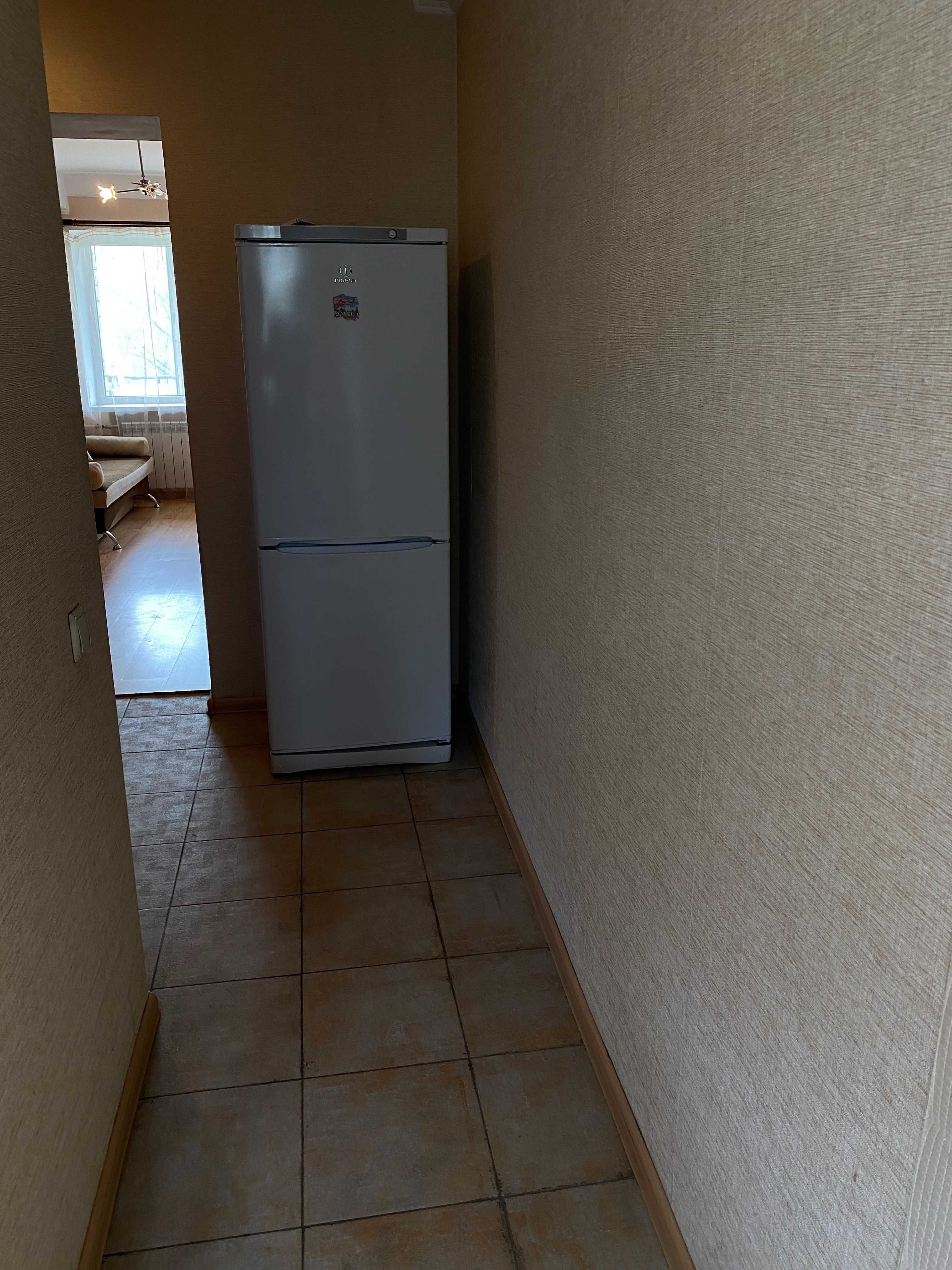 Продаж 1-к квартири в центрі Києва — проспект Перемоги, 12 (4-й пов.)
