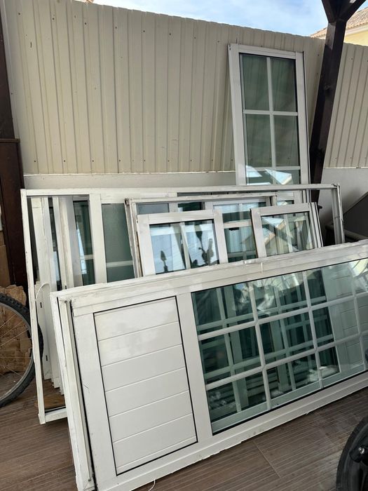 Janelas e Portas de aluminio branco