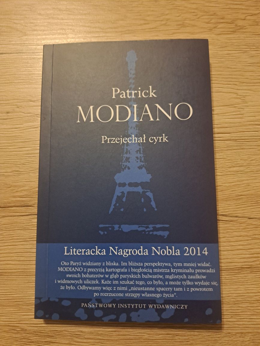 Książka Przejechał cyrk - Modiano