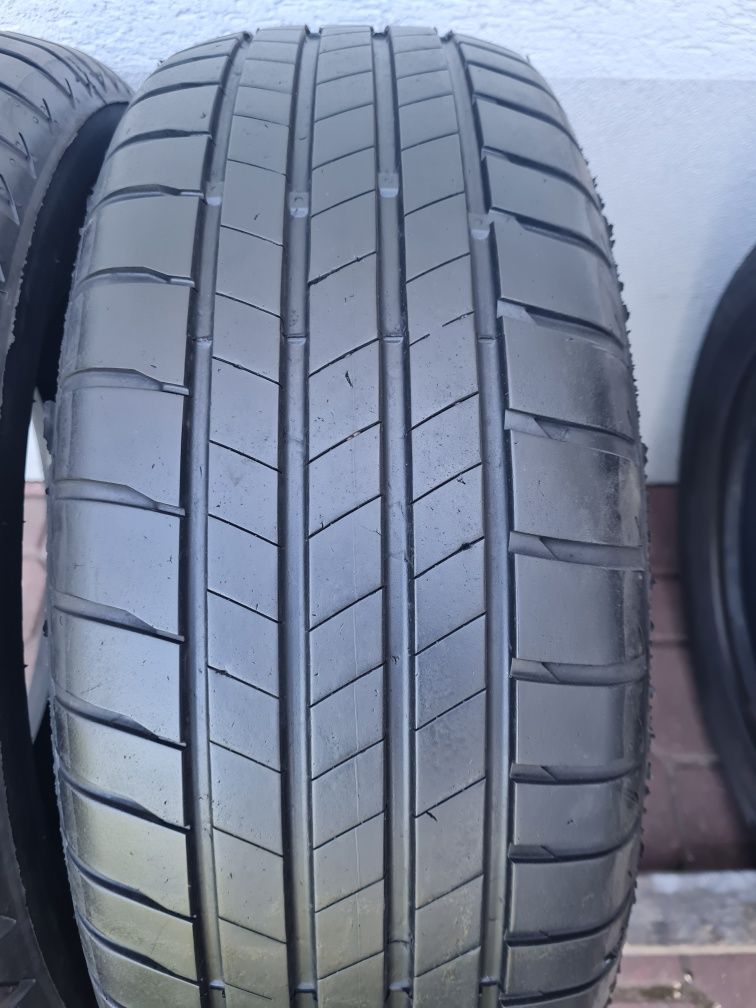 215/60R16 Bridgestone Turanza T005.