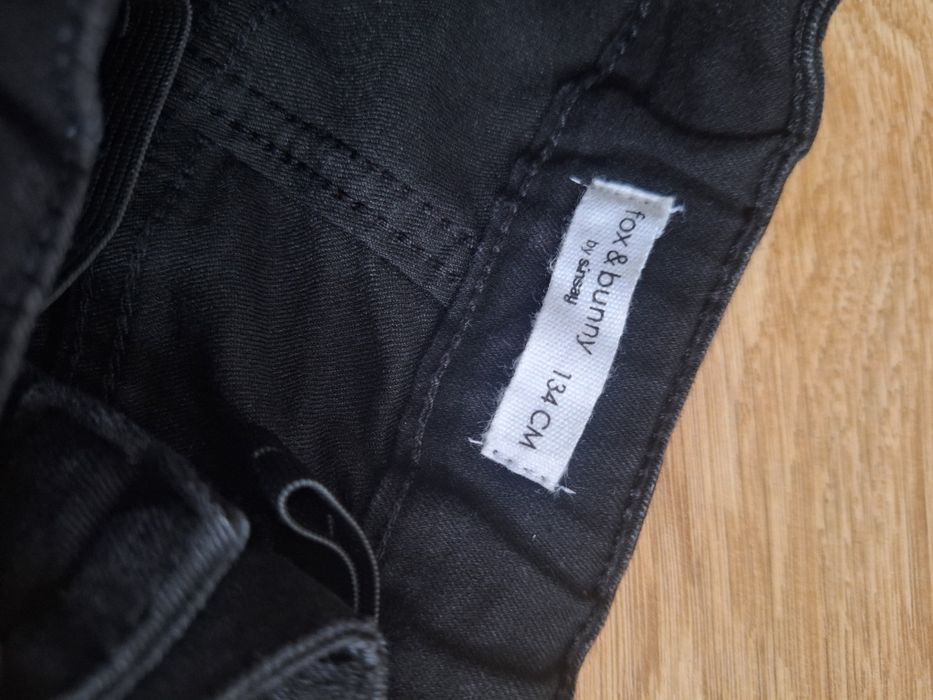 Nowe Spodnie  skinny 134