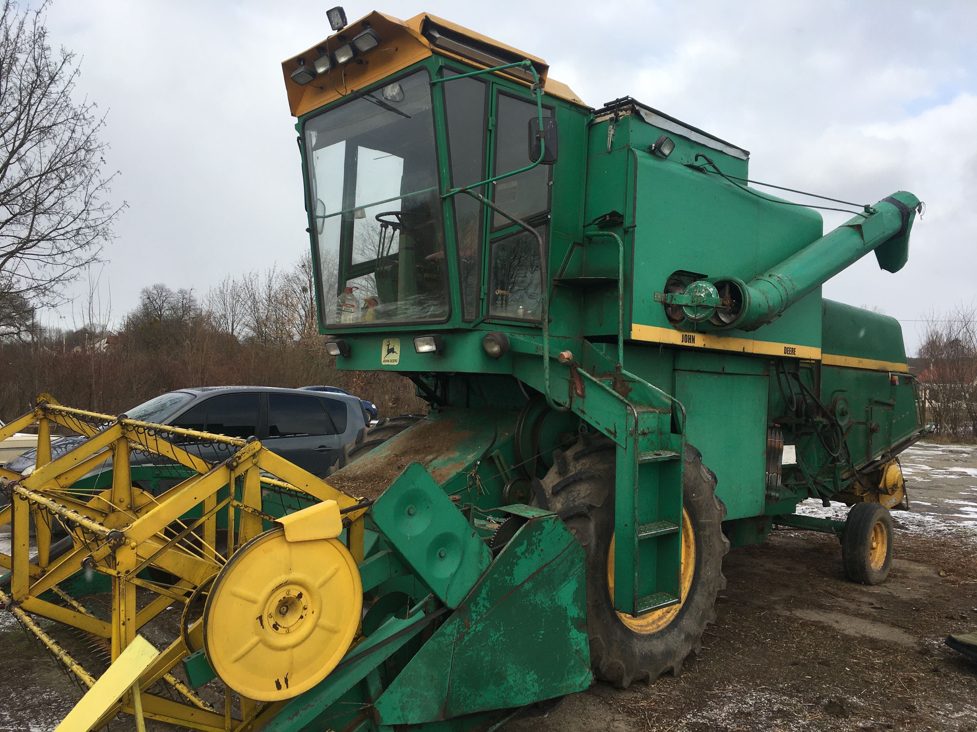 Комбайн John Deere 960