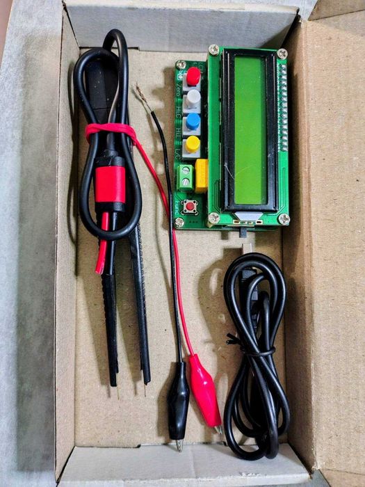 Прецізійний вимірювач  індуктивності, ємності  LC- 100А