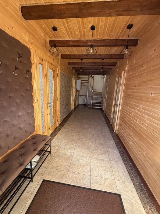 Оренда будинку в Карпатах.Котедж в Микуличині "Крістал Хаус".