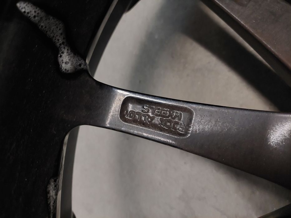 Felga Brock B26 19" 8.5j 5x110 et35