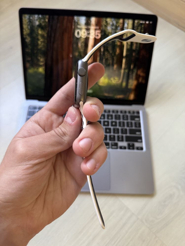 Apple watch 42mm 7000 series