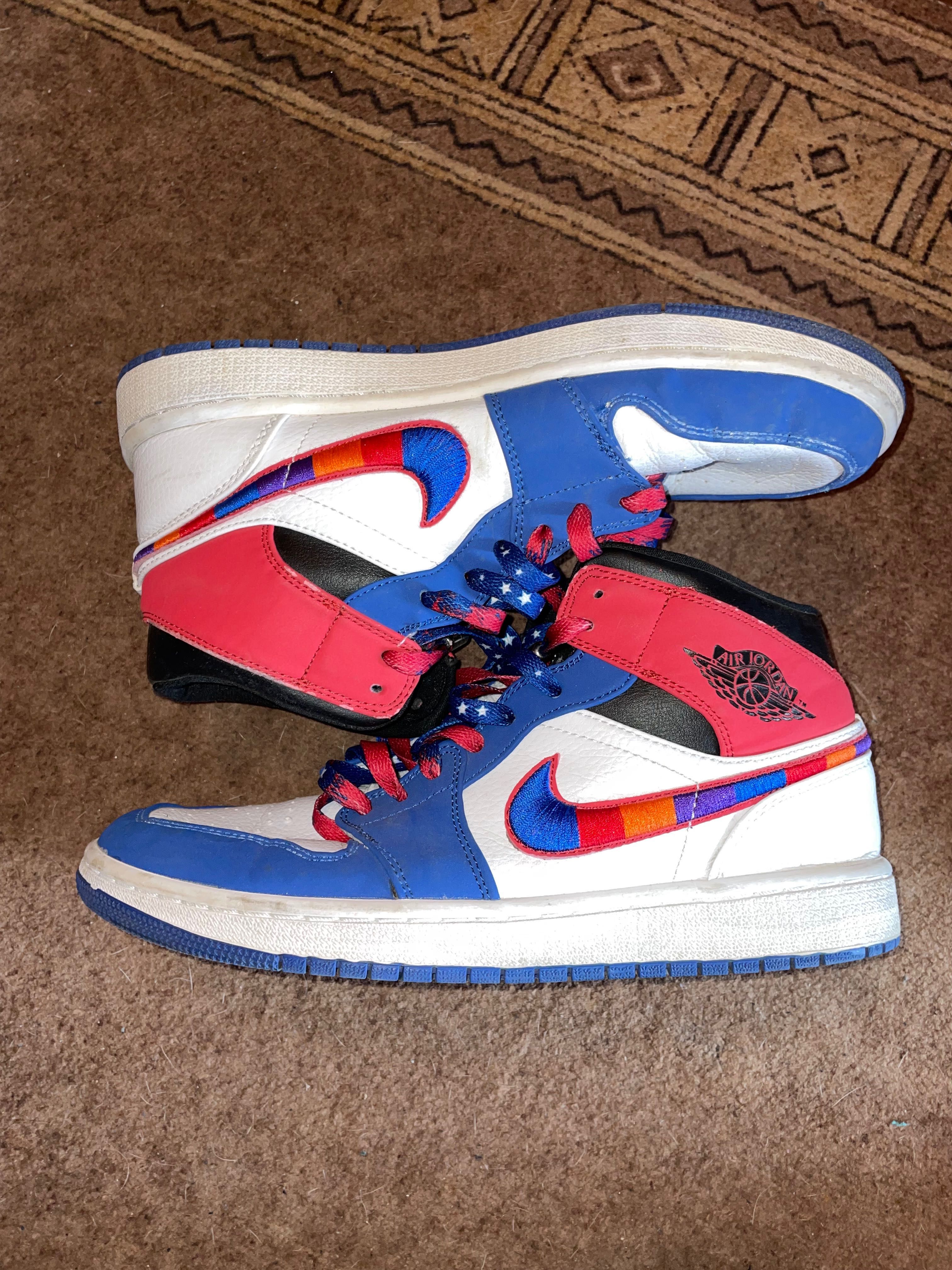 Мужские кроссовки Nike Air Jordan 1 SE Mid Multi-Color Swoosh