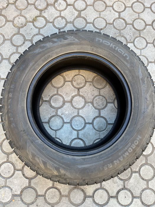 Комплект 235 65 18 Nokian Nordman RS2