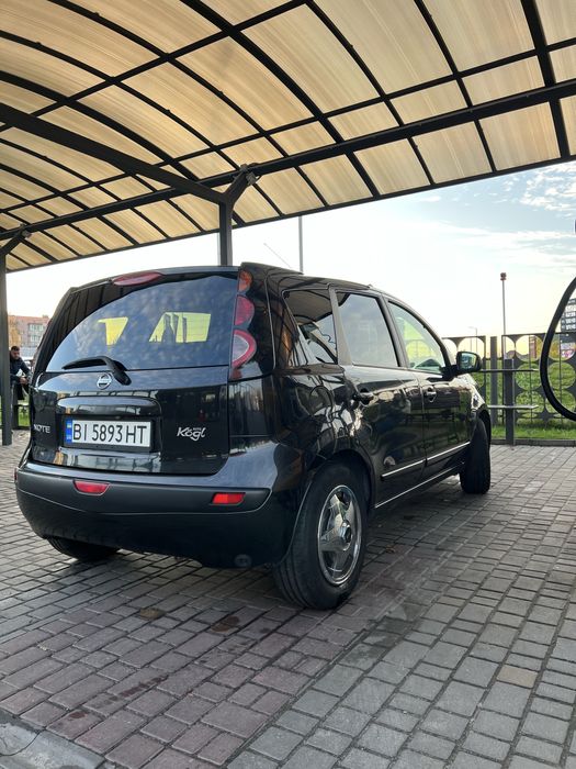 Nissan Not 2007 рік 1.6 газ/бенз
