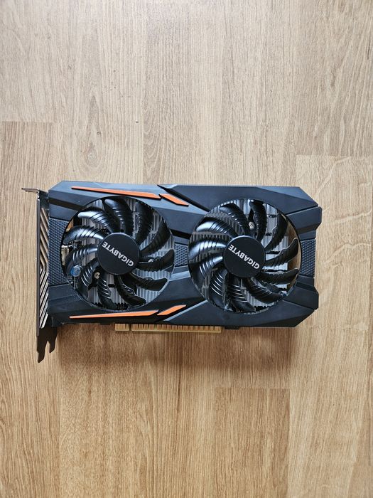 Komputer stacjonarny i5 9400f 1050ti 8GB