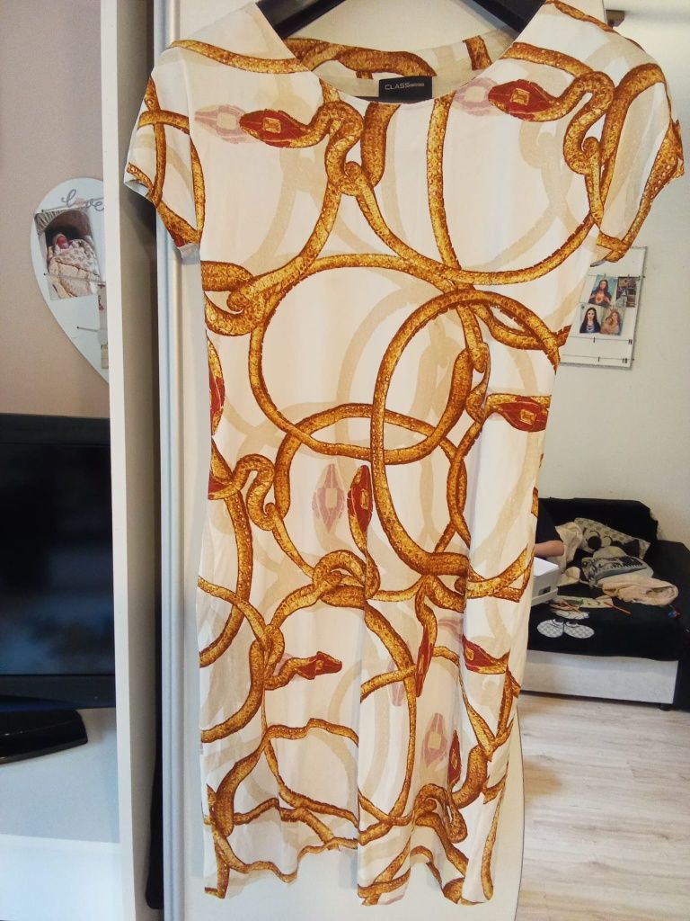 Piękne oryginalne sukienka Roberto Cavalli stanie idealnym