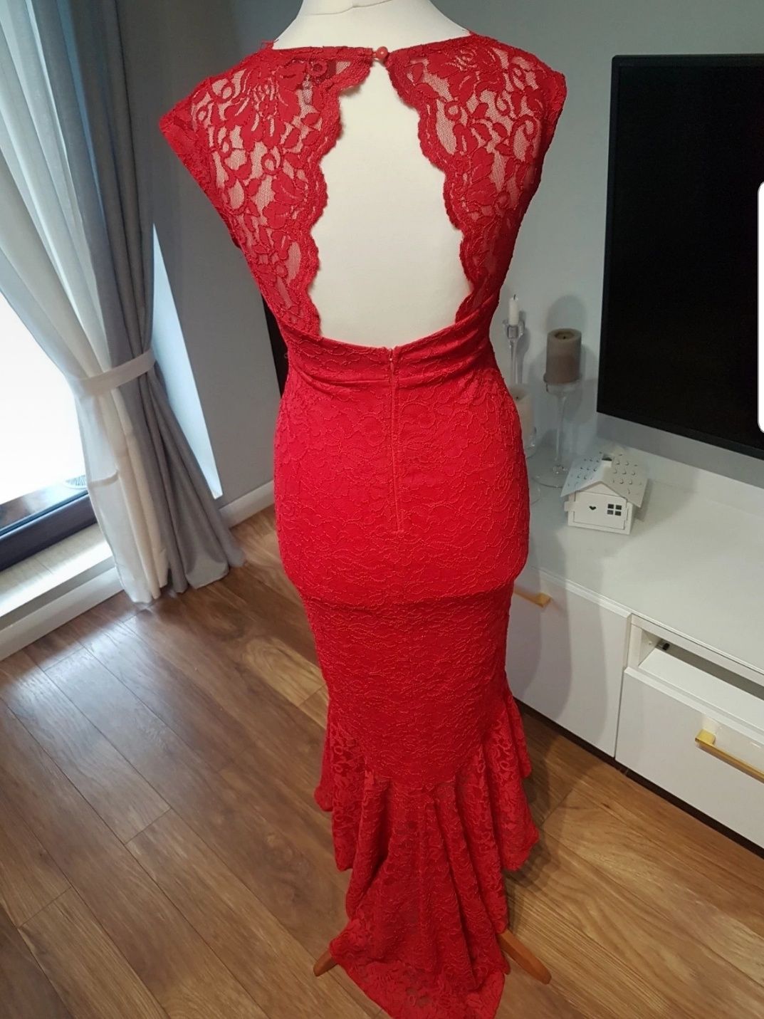 Czerwona sukienka koronkowa sukienka, długa suknia, sukienka na wesele