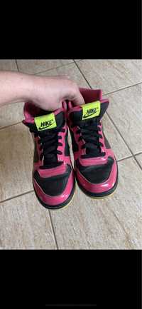 Buty Nike oryginał r.37,5