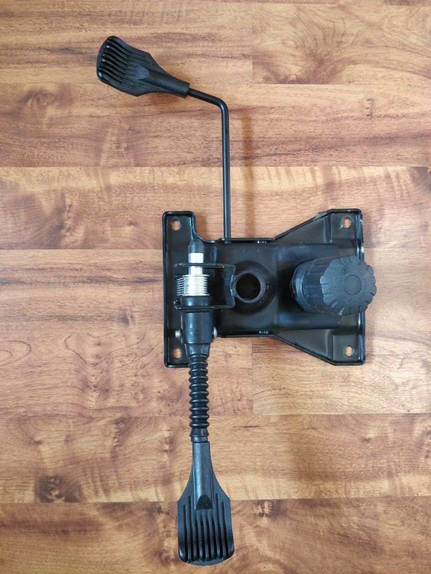 Mechanizm TILT do krzeseł i foteli z blokada odchyłu