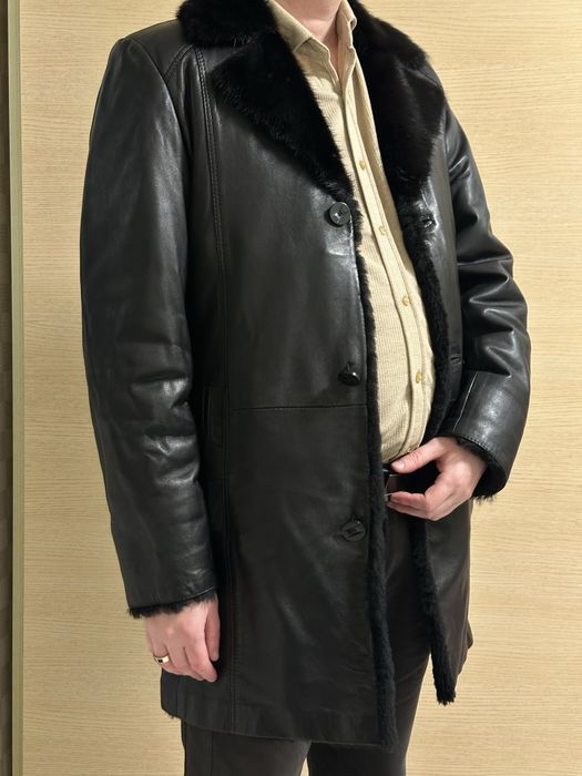 Продается мужская дубленка с норковым воротником