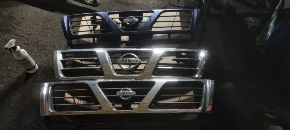 Nissan  Patrol  Y61  Antrapa