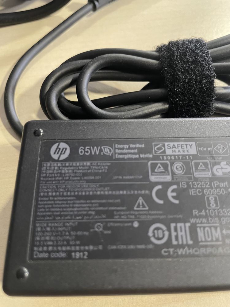 Carregador portatil HP 65W