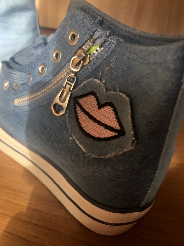 trampki jeansowe