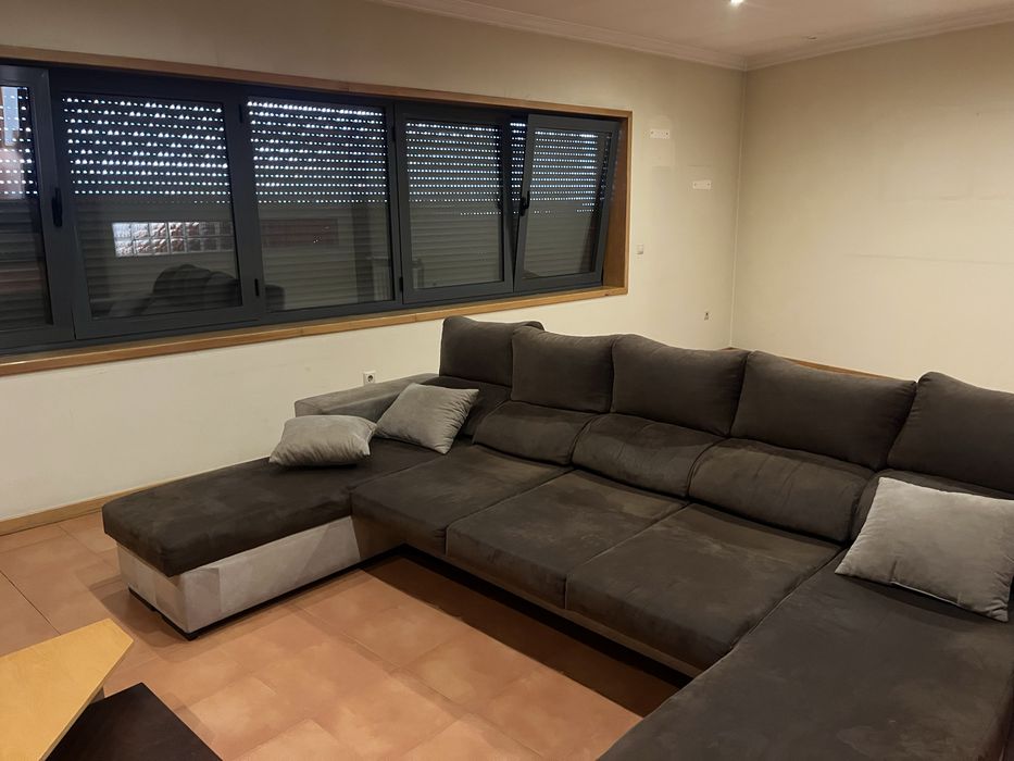 Sofa com arrumação