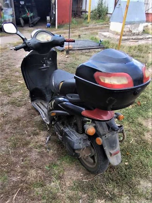 Продам Скутер   6000 гривен