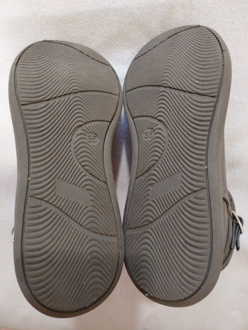Botas Cinza Biqueira Reforçada, T35