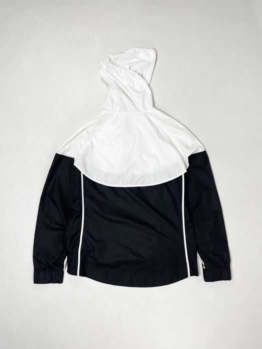 Nike розмір S ОРИГІНАЛЬНА куртка вітровка