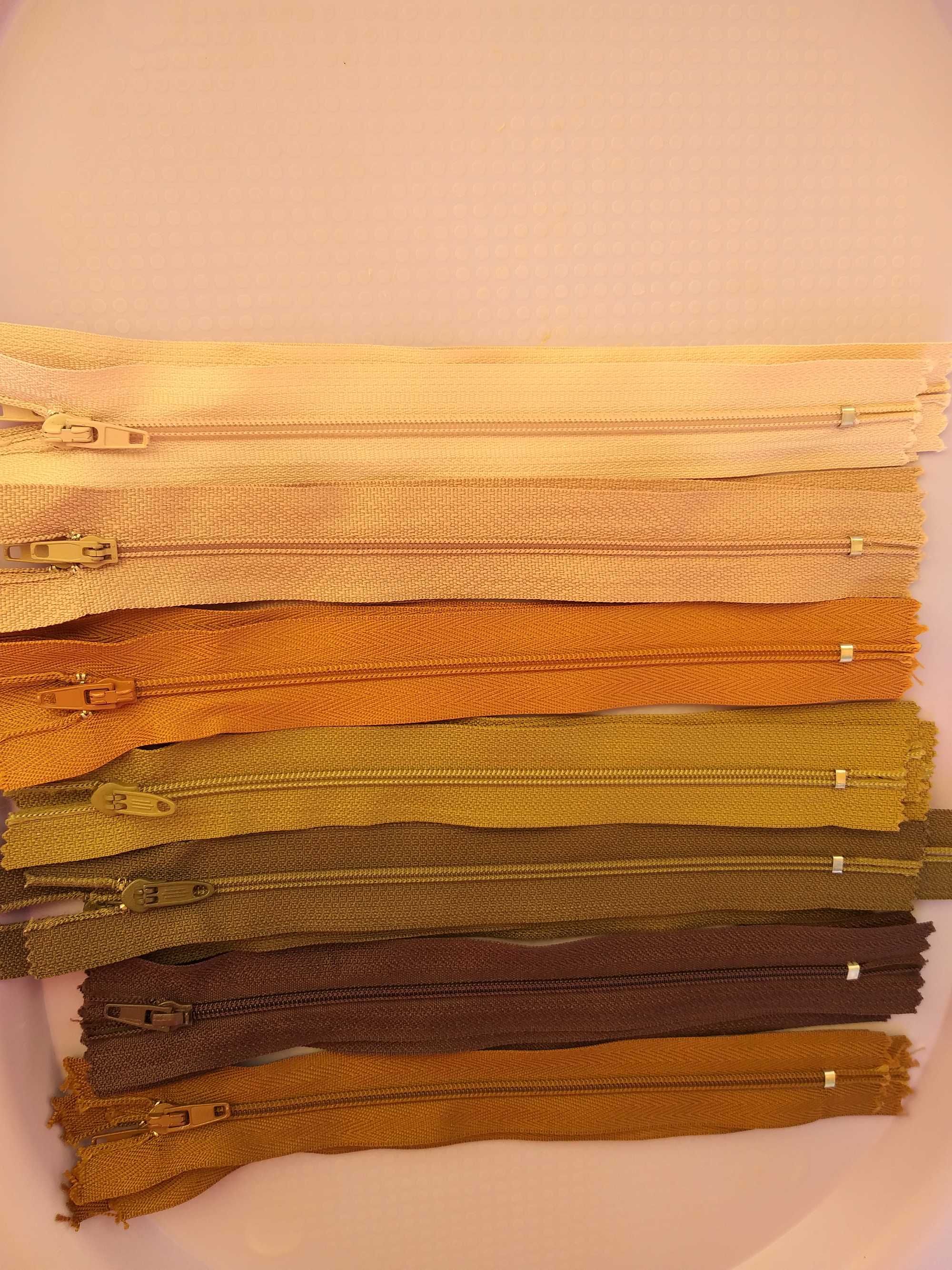 Fechos éclair, vários modelos, cores e tamanhos