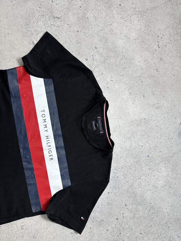 Мужская Футболка Tommy Hilfiger С Большим Логотипом Оригинал S-M