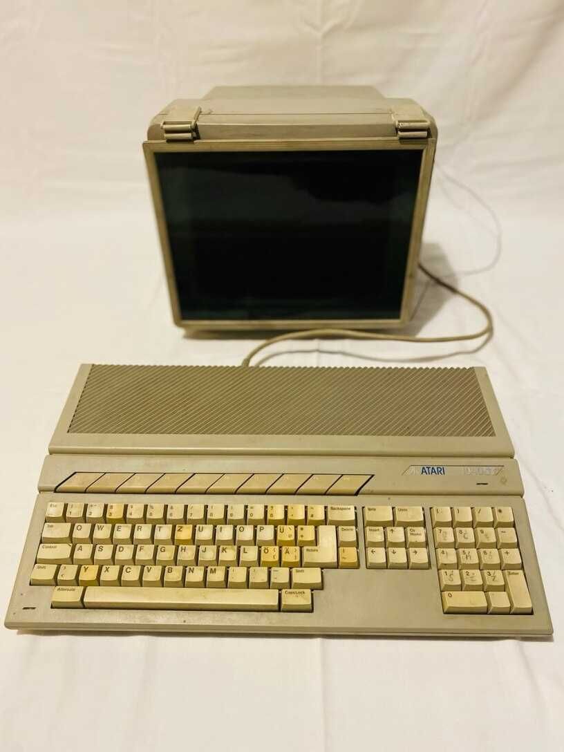 Komputer Atrai 1040 ST z monitorem