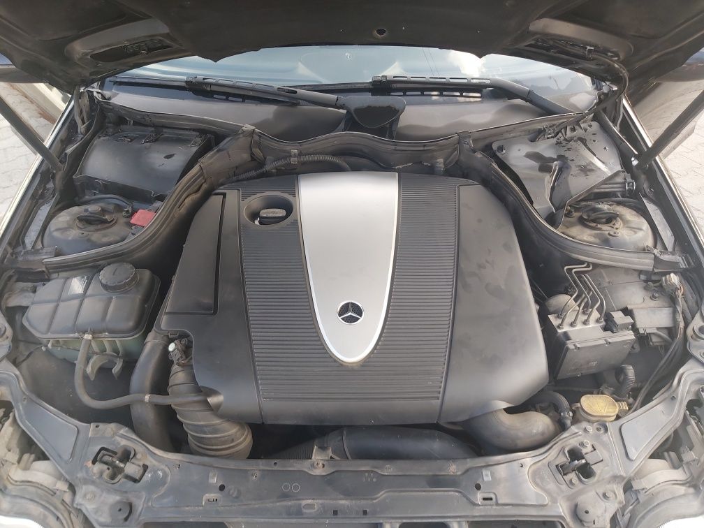 Mercedes-Benz c220 w203