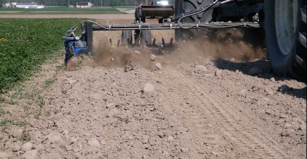 Zbieracz kamieni, maszyna do kamieni, zbieraczka ZK-7.0 hydro