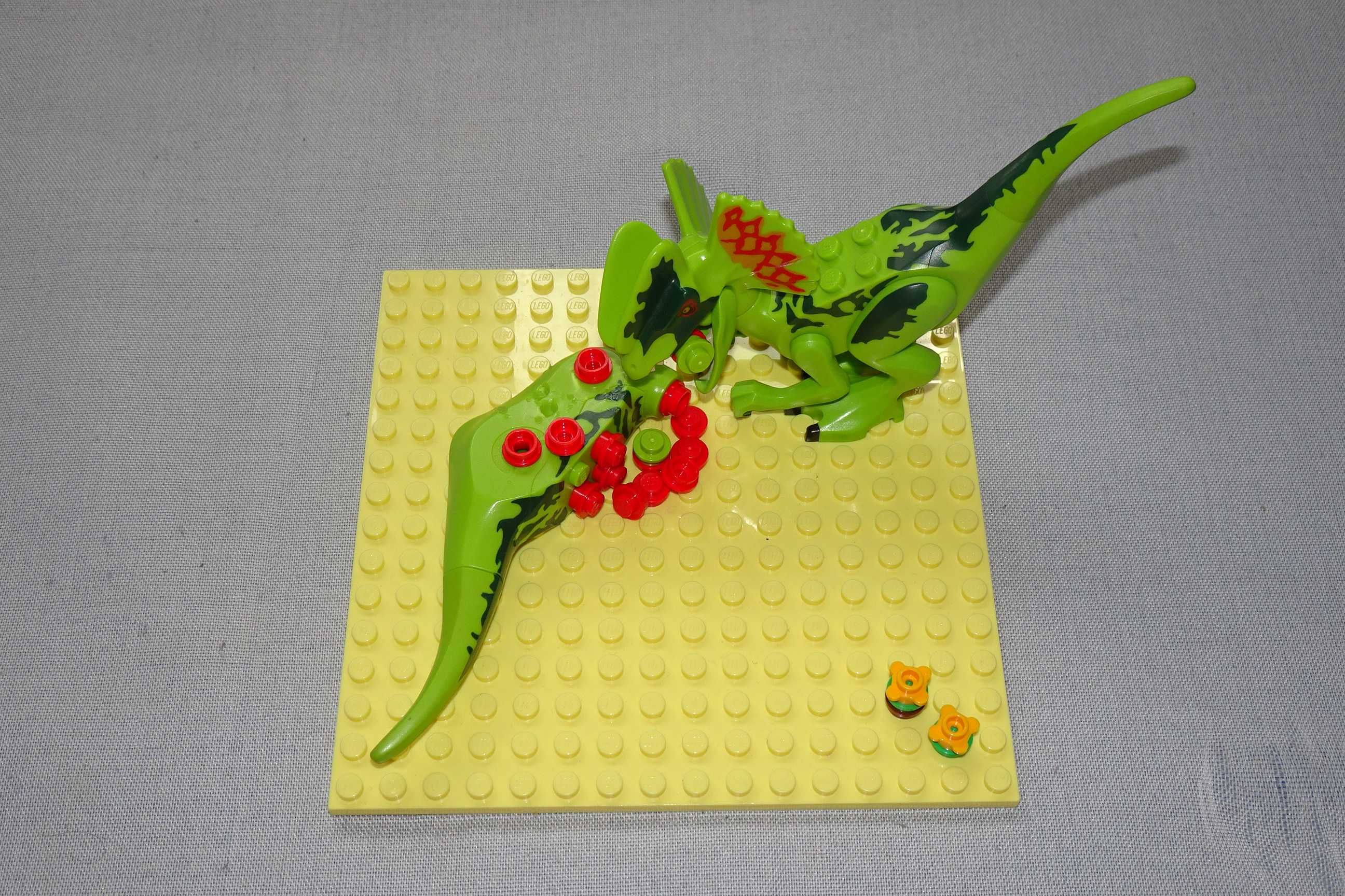 LEGO Dinozaur figurka Dilo01 park jurajski + drugi uszkodzony korpus