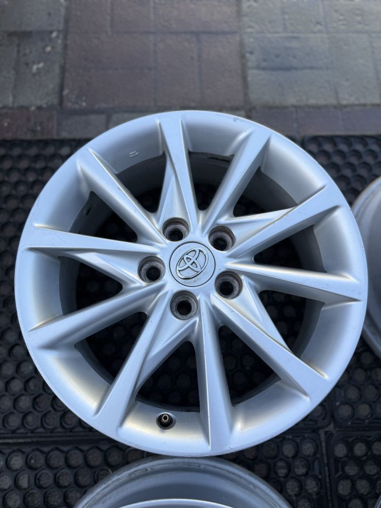 Оригінальні диски Toyota Camry avensis rav4 Lexus is es 5 114,3 r17