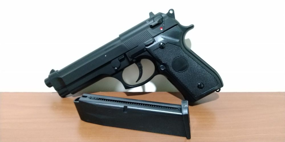 Pistola M9, Green Gás - Airsoft